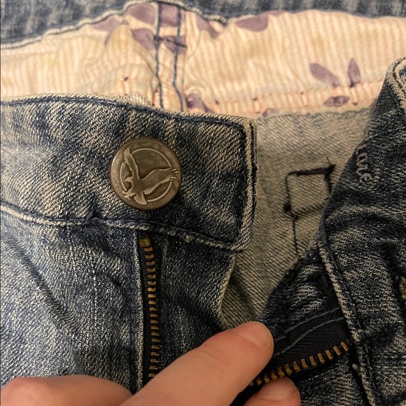 Vintage Y2K American eagle blue Floral Embroidered Blue Jeans - Picture 7 of 13